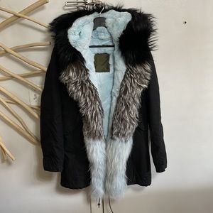 AUTHENTIC MR &MRS ITALY CANVAS PARKA  BLACK & BLU REAL FUR LINING XS